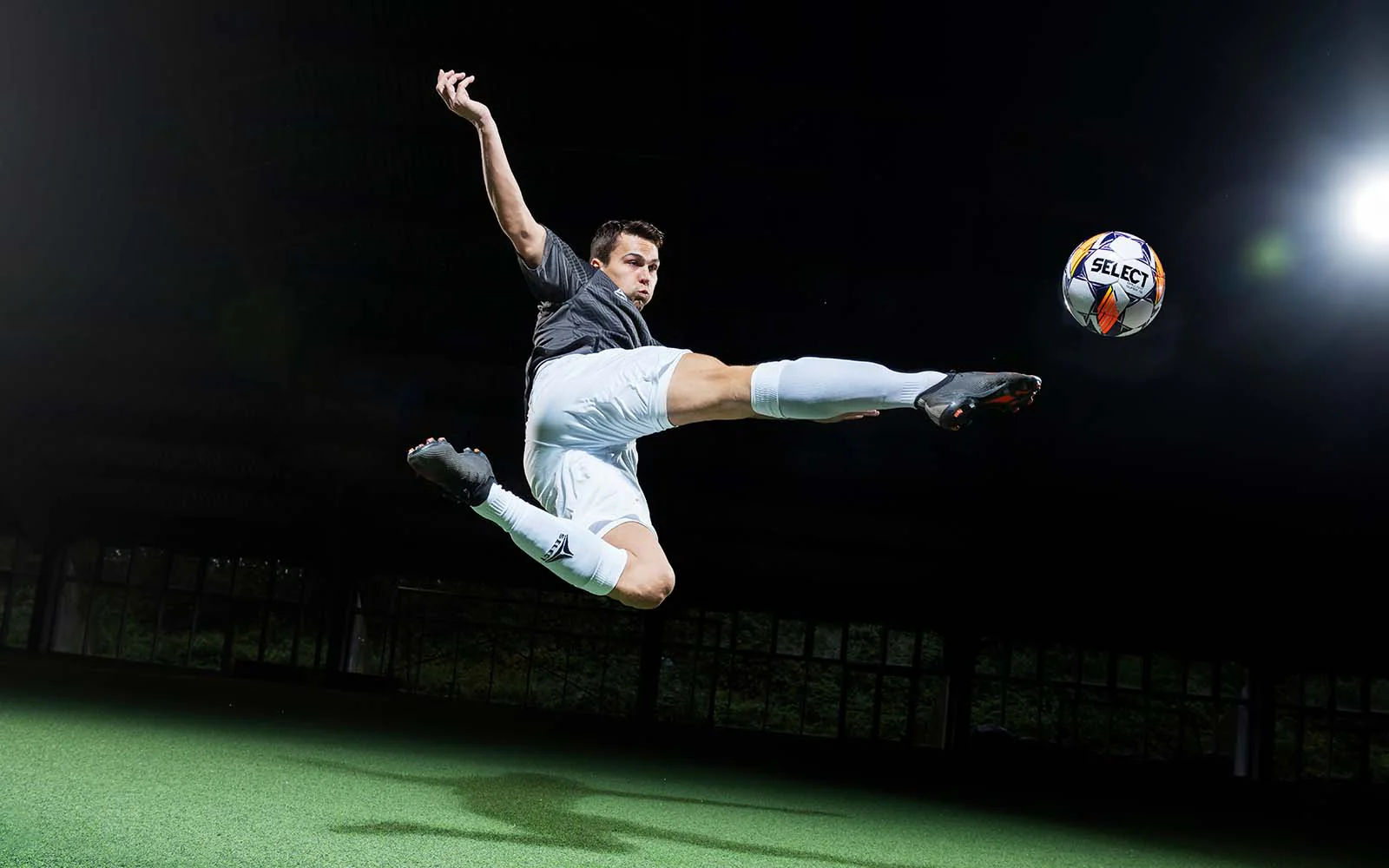 取了防守上 取了防守上