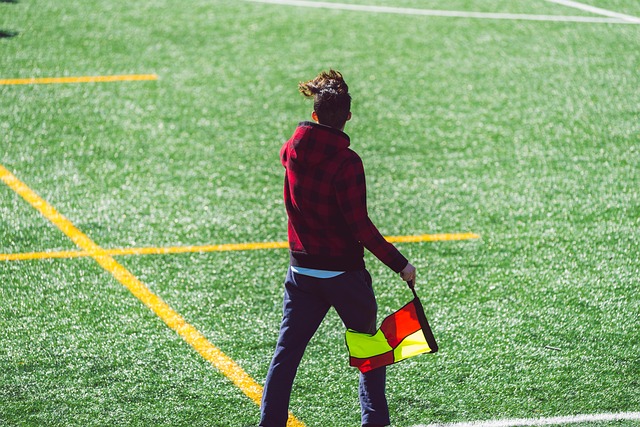 防守时缺乏 防守时缺乏